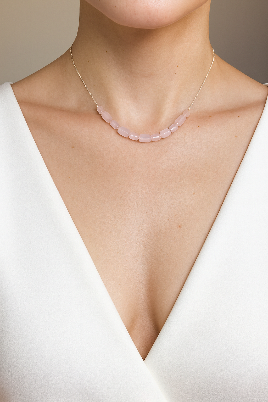 colier fin din argint si cuart