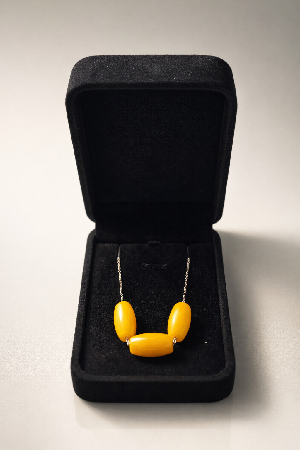 Brǎțara 'Zi însoritǎ'