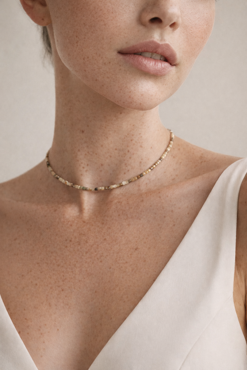 Choker din argint 925 cu pietre de granat verzi | Verde Sotto