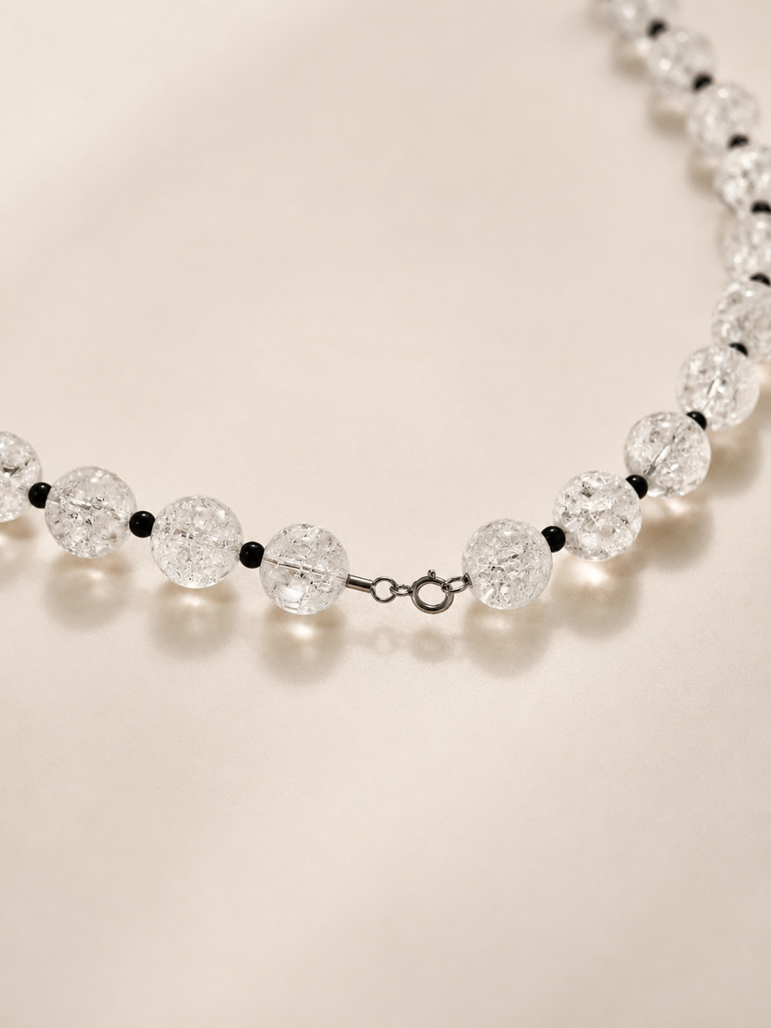 Choker din argint 925 cu cristal de gheațǎ şi spinel | Nix