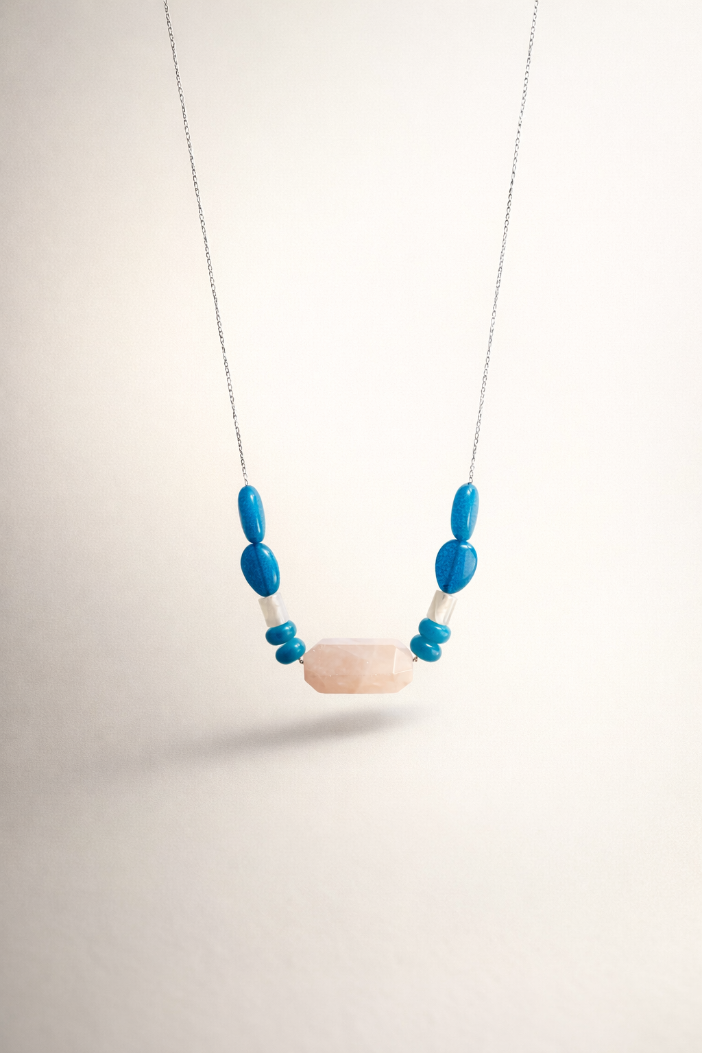 colier de vacanta din cuart si jad