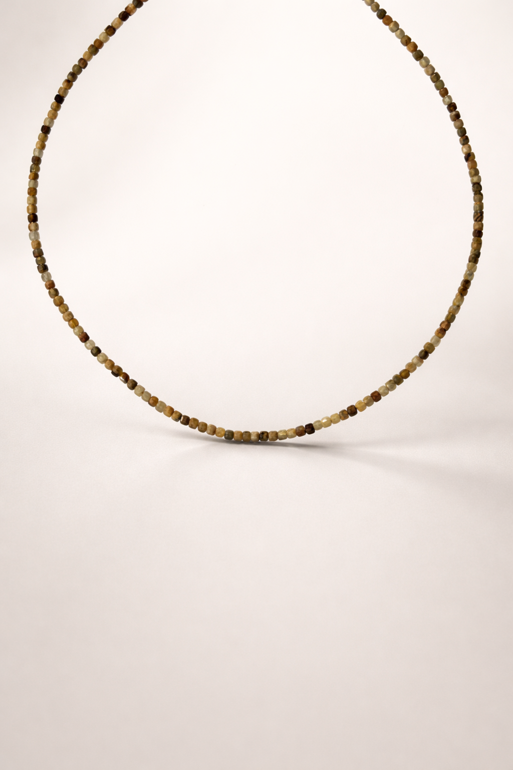 Choker din argint 925 cu pietre de granat verzi | Verde Sotto