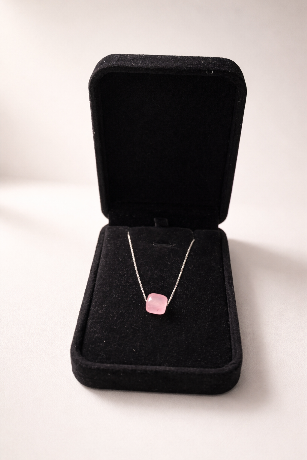 Colier din argint 925 cu jad nude | Nodus Quietus