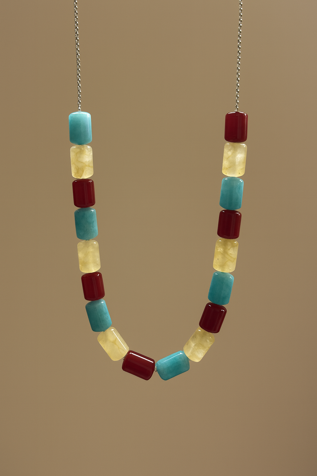 colier de argint cu jad detaliu